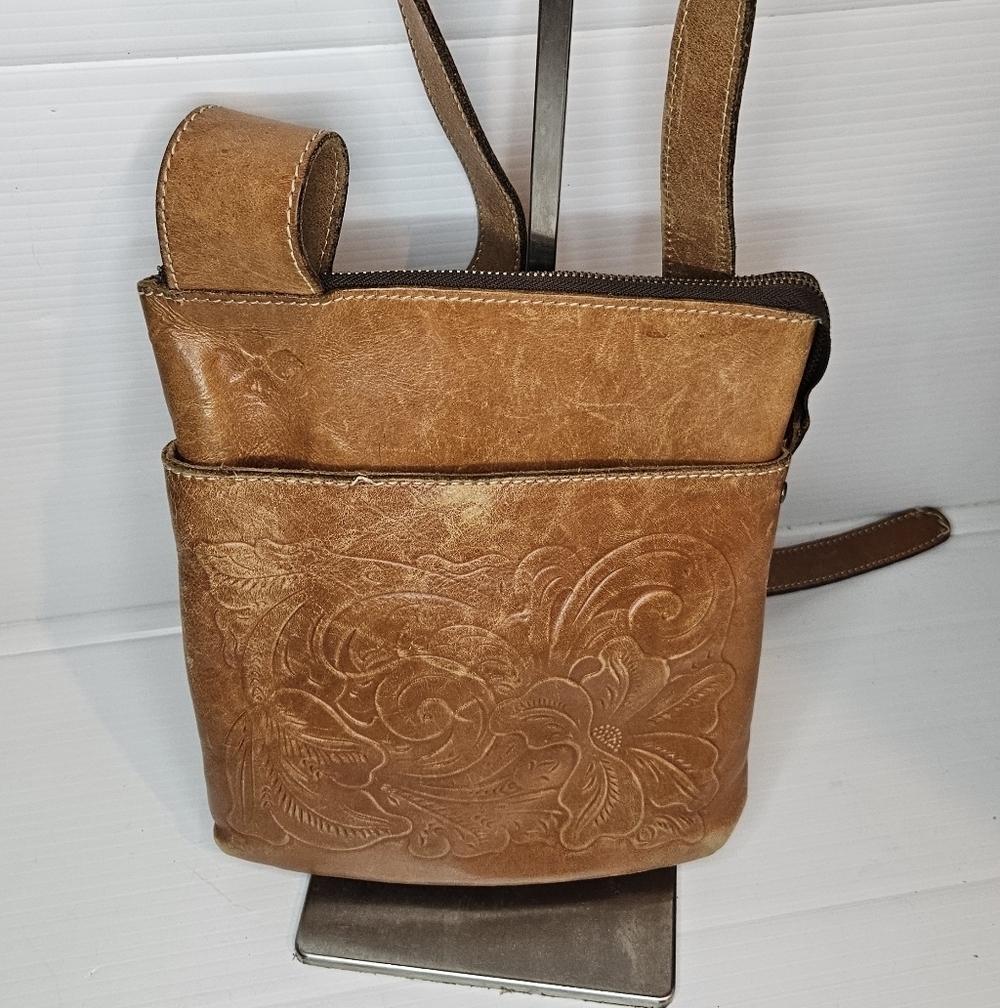 Patricia Nash Stripes Sling Florence Tuscan Crossbody Bag Leather Hand Tooled - Picture 9 of 9